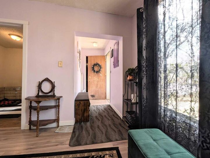 Property Photo:  915 8 Street S  AB T1J 2K7 
