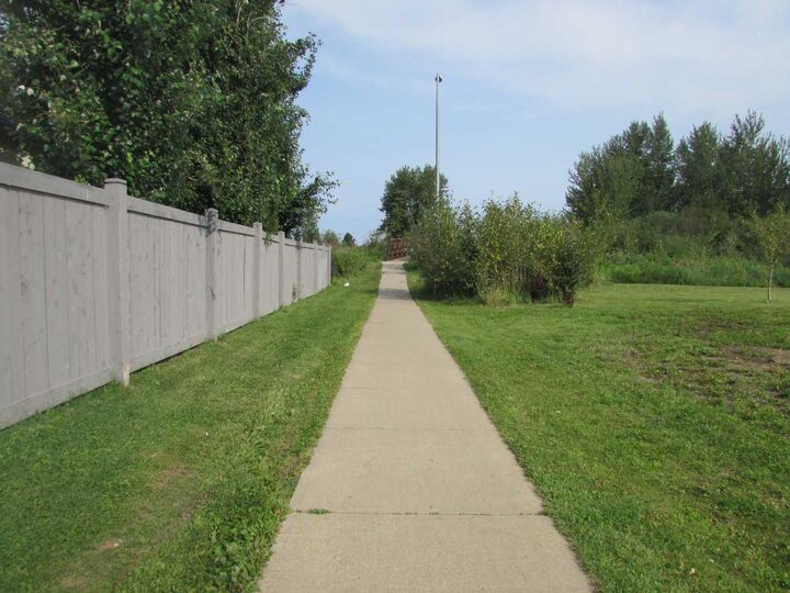 Property Photo: 10 Springwood Drive NE AB T0G 2A2