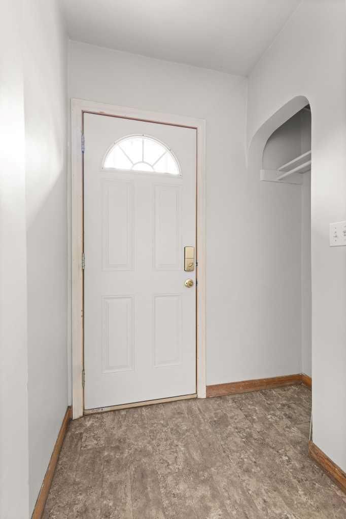 Property Photo: 21 5 Street SW AB T1A 4G3