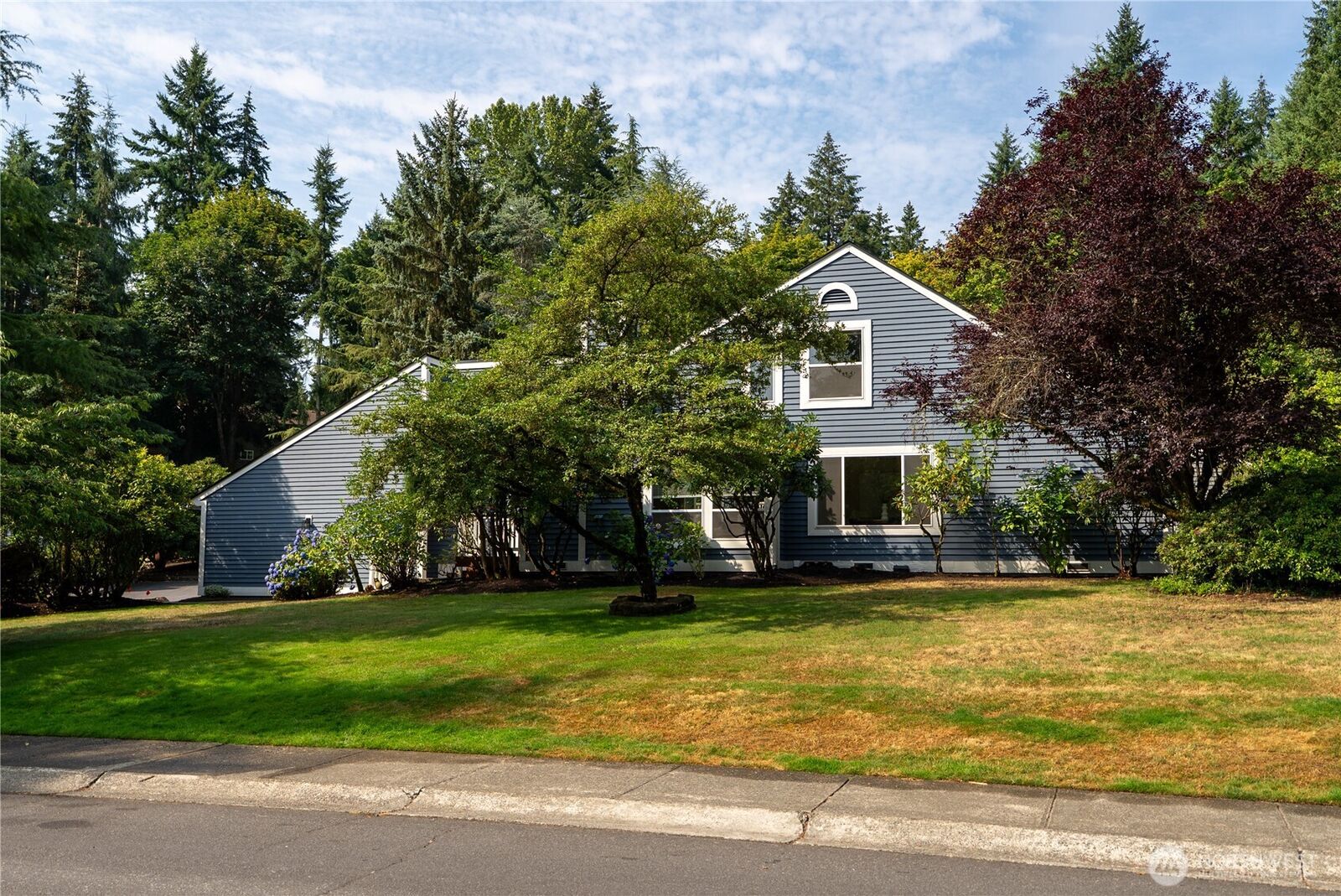 Property Photo:  11701 NE 105th Lane  WA 98033 