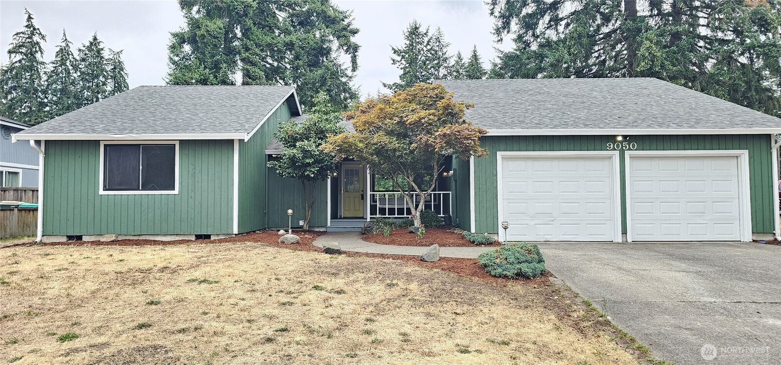 Property Photo:  9050  Quinault Drive NE  WA 98516 