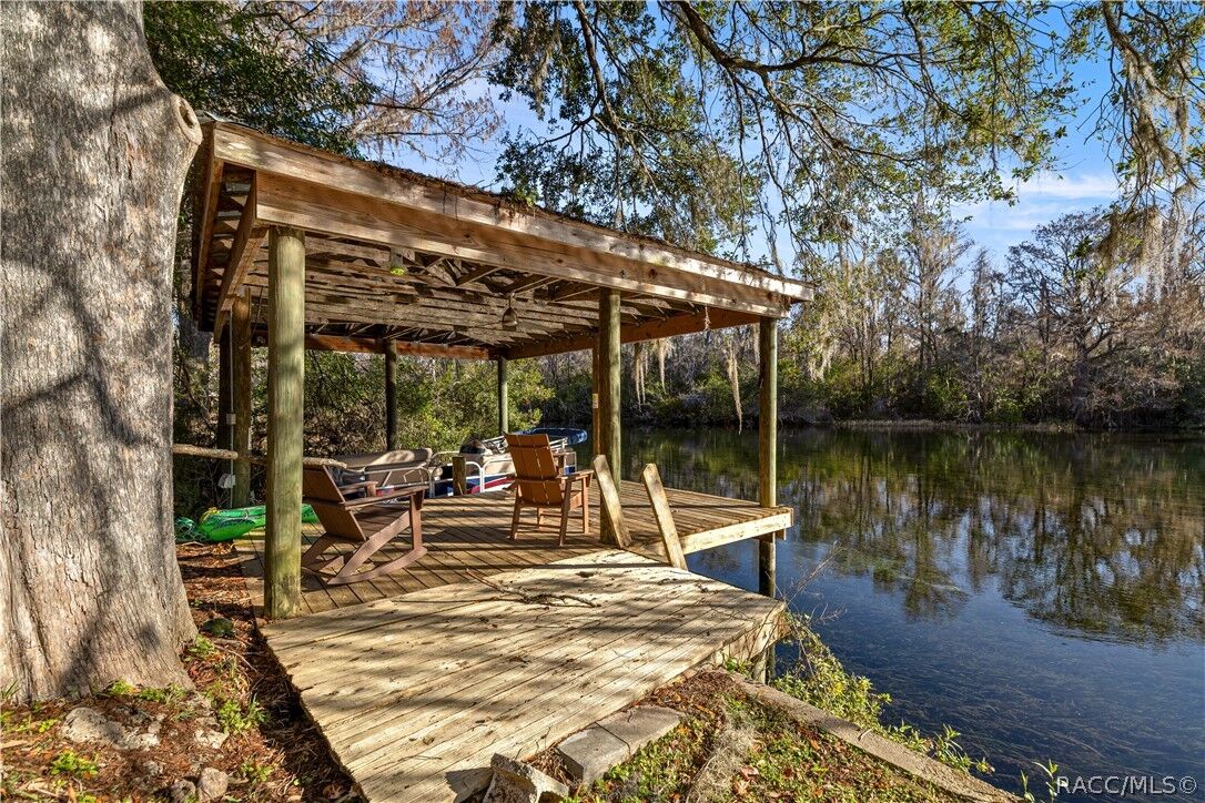 Property Photo: 10377 SW 186th Avenue FL 34432