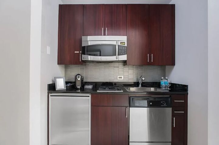 Property Photo:  1 Central Park W 1612  NY 10023 