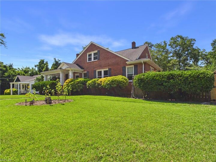Property Photo:  4127 W Greenway Ct  VA 23707 
