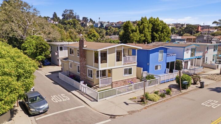 Property Photo:  130 Bennett Road  CA 95003 