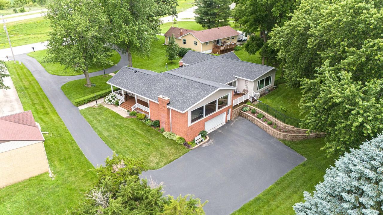 Property Photo: 3531 E Shopiere Lane WI 53511