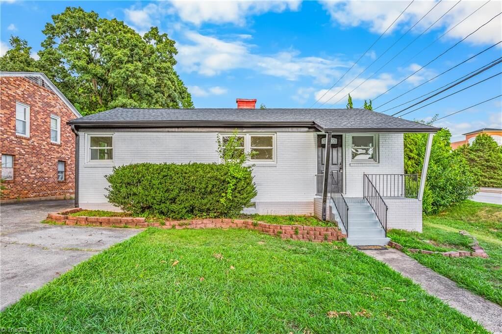 Property Photo: 1471 Miller Street NC 27103