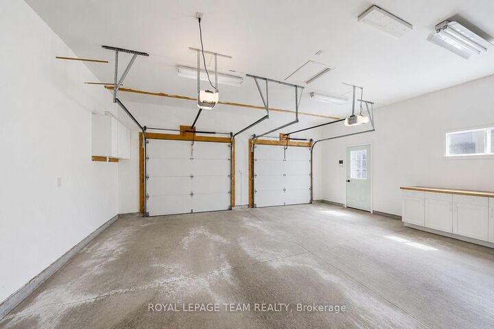 Property Photo:  238 Park Avenue  ON K7C 2G6 