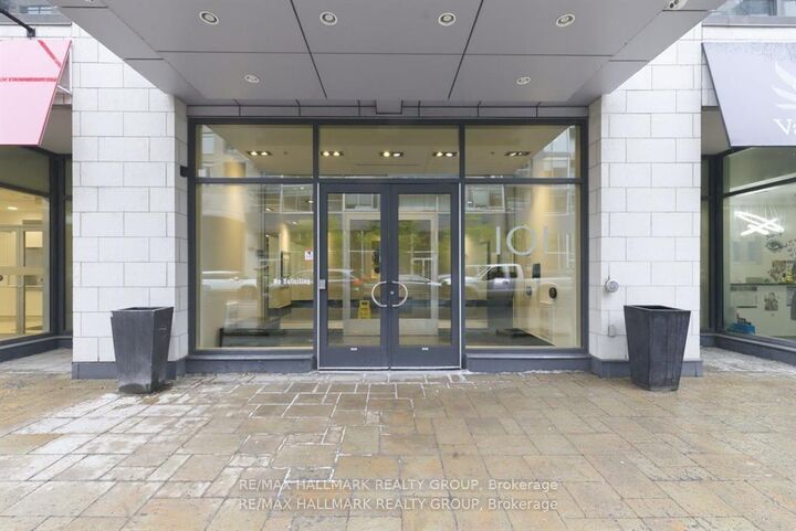 Property Photo: 101 Richmond Road 611 ON K1Z 0A6