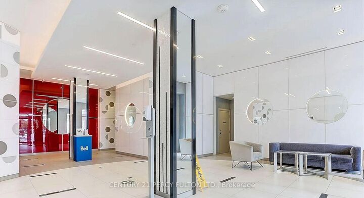 Property Photo: 30 Meadowglen Place 711 ON M1G 0A6