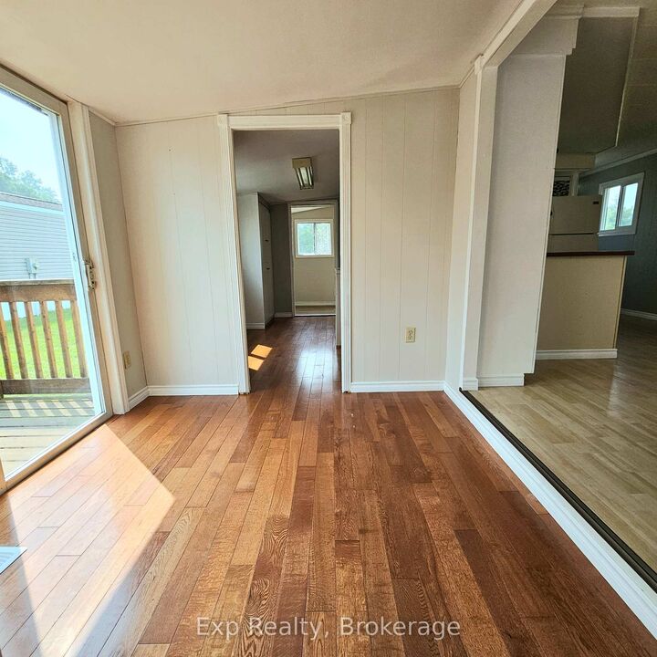 Property Photo: 529-52 Hwy2 Estates ON K8P 5V5