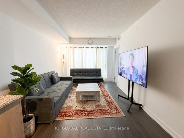Property Photo:  4010 Eglinton Avenue W 213  ON M9A 0G5 