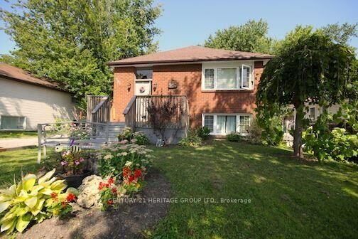 Property Photo: 280 Parkway Avenue ON L4P 2V9