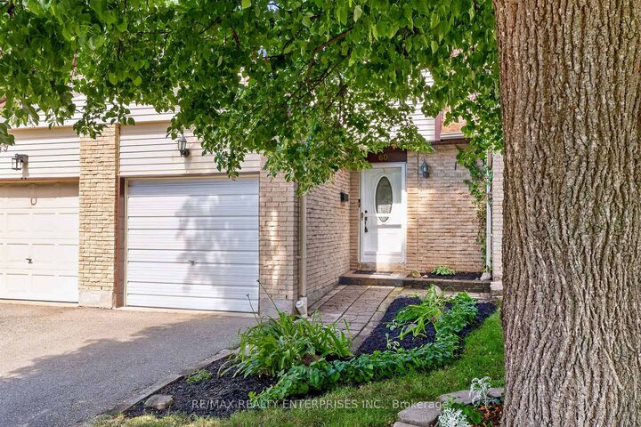 Property Photo:  5610 Montevideo Road 60  ON L5N 2N9 
