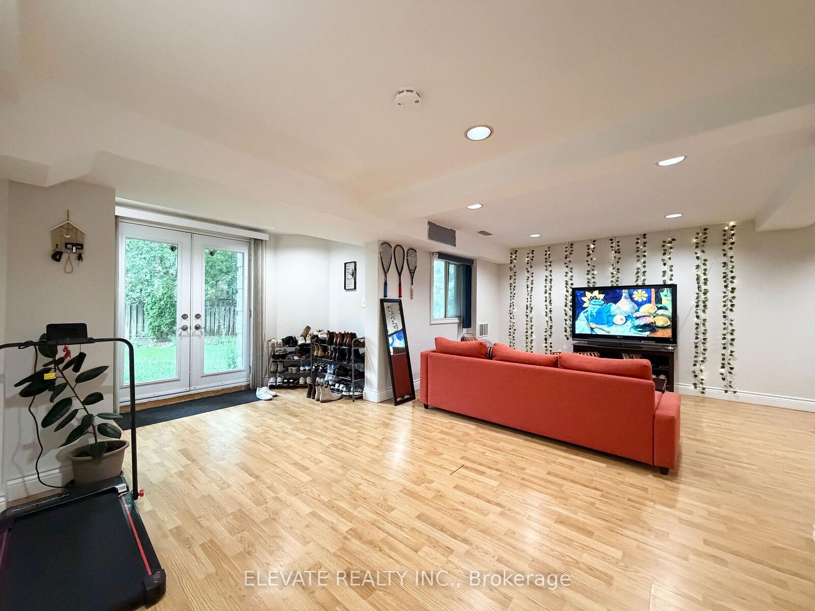 Property Photo: 1556 Princelea (Basement) Place ON L5M 3P2