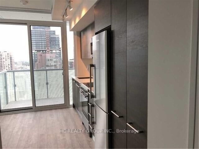 Photo de la propriété: 28 Wellesley Street E 2810 ON M4Y 0C4