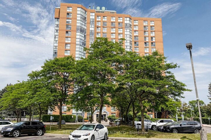 Property Photo: 90 Dale Avenue 1603 ON M1J 3N4