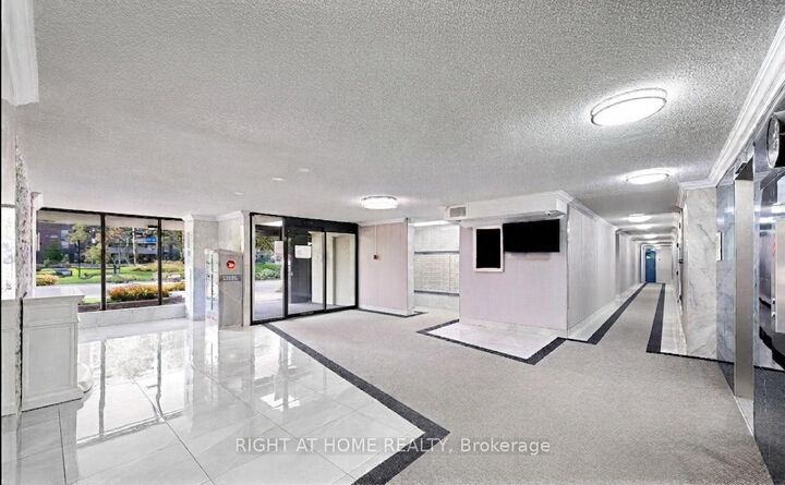 Property Photo: 4 Kings Cross Road 2106 ON L6T 3X8