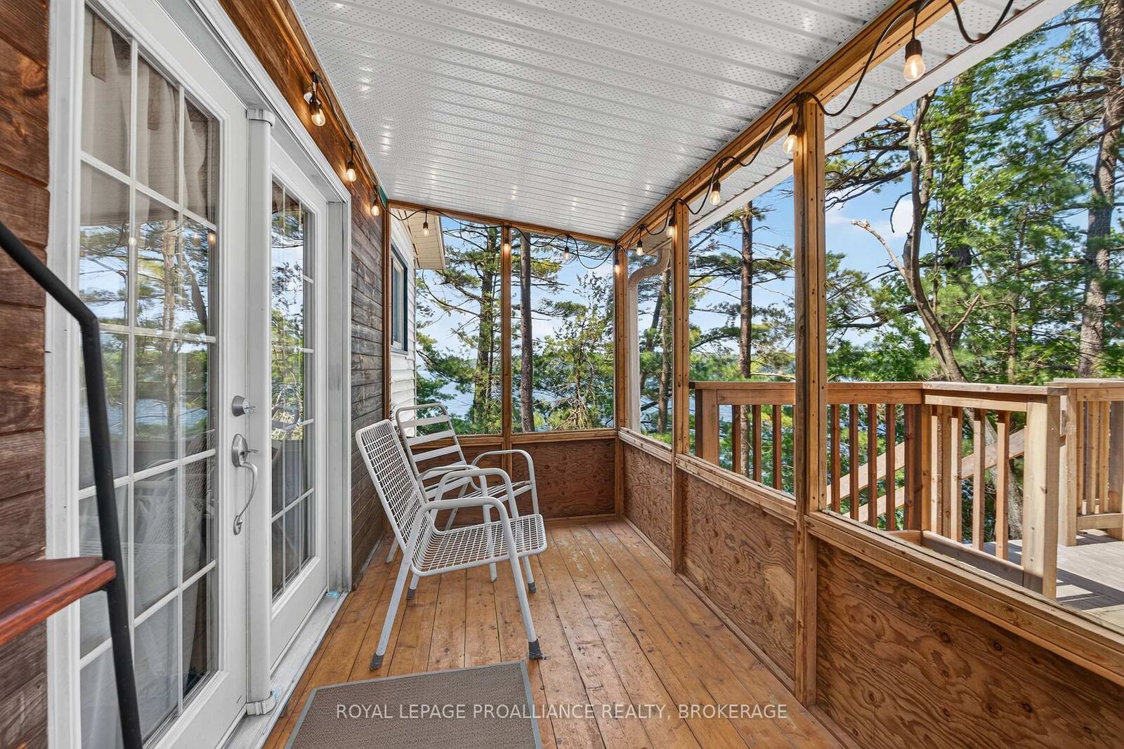 Property Photo: 1149 Twin Island Lane ON K0H 2L0
