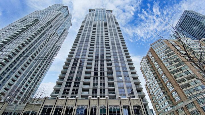 Property Photo: 761 Bay Street 3101 ON M5G 2R2