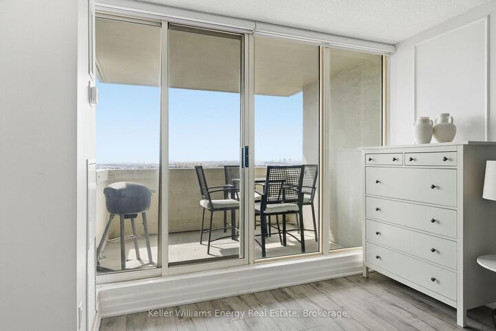Property Photo: 44 Falby Court 1506 ON L1S 3L1