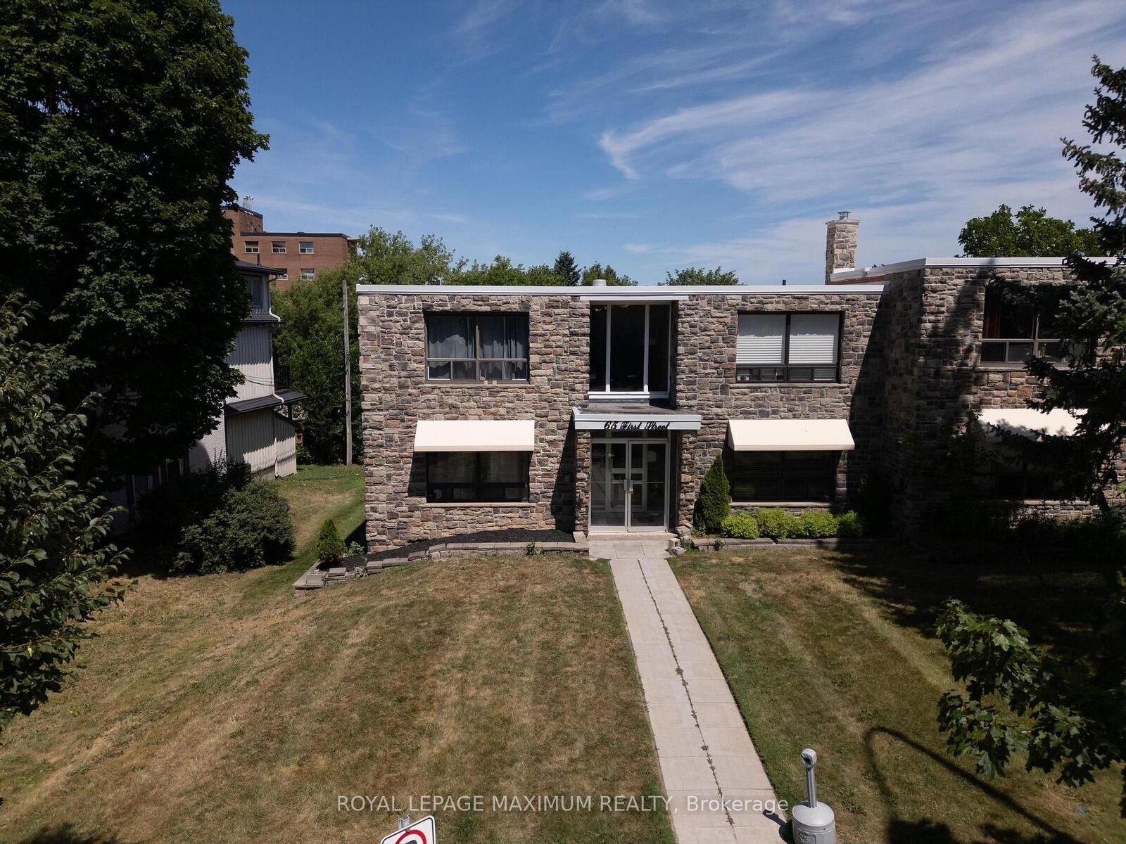Property Photo: 65 First Street N B2 ON L9W 2E6