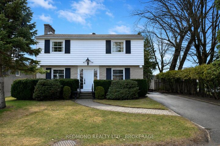 Property Photo: 140 Churchill Drive ON K7G 1R8