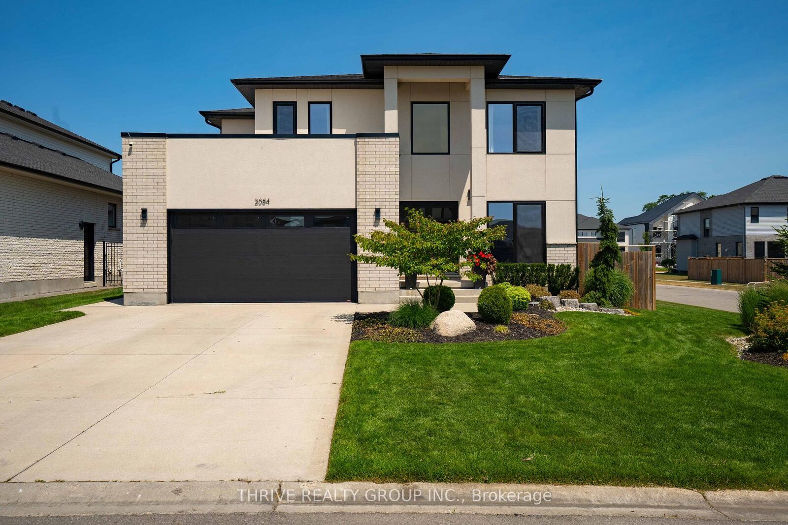 Property Photo: 2084 Tyson Walk ON N6K 5R4