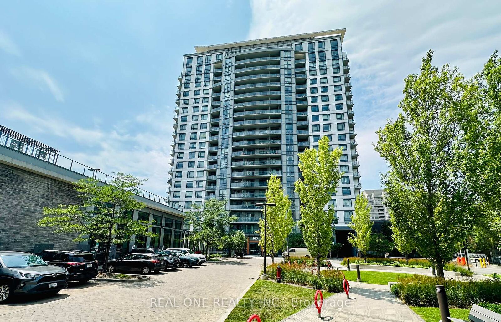 Property Photo:  185 Bonis Avenue 1506  ON M1T 0A4 