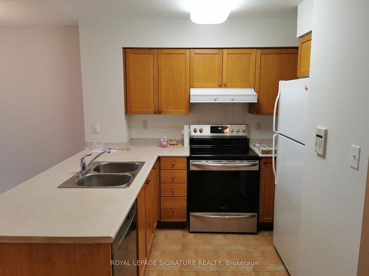 Property Photo: 195 Merton Street 312 ON M4S 3H6