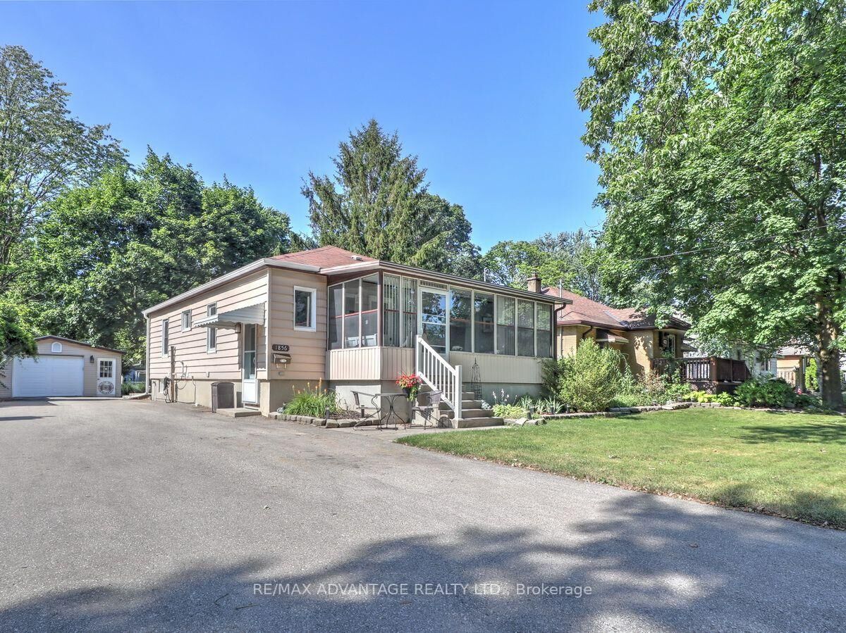 Property Photo: 1856 Park Avenue ON N5W 2J8