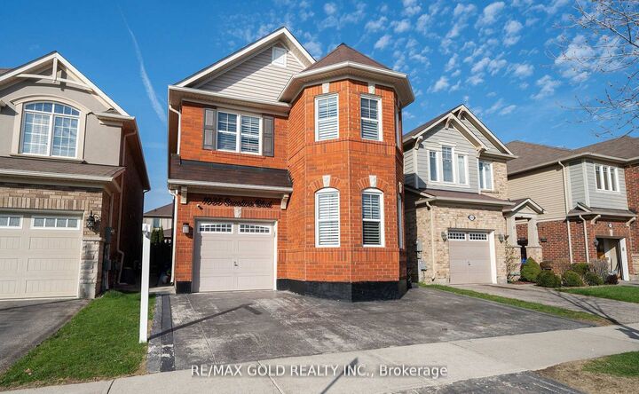 Property Photo: 1035 Savoline Boulevard ON L9T 8P2