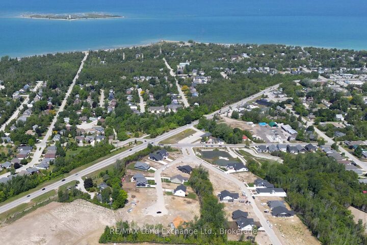 Property Photo: 27 Lakeforest Drive ON N0H 2L0