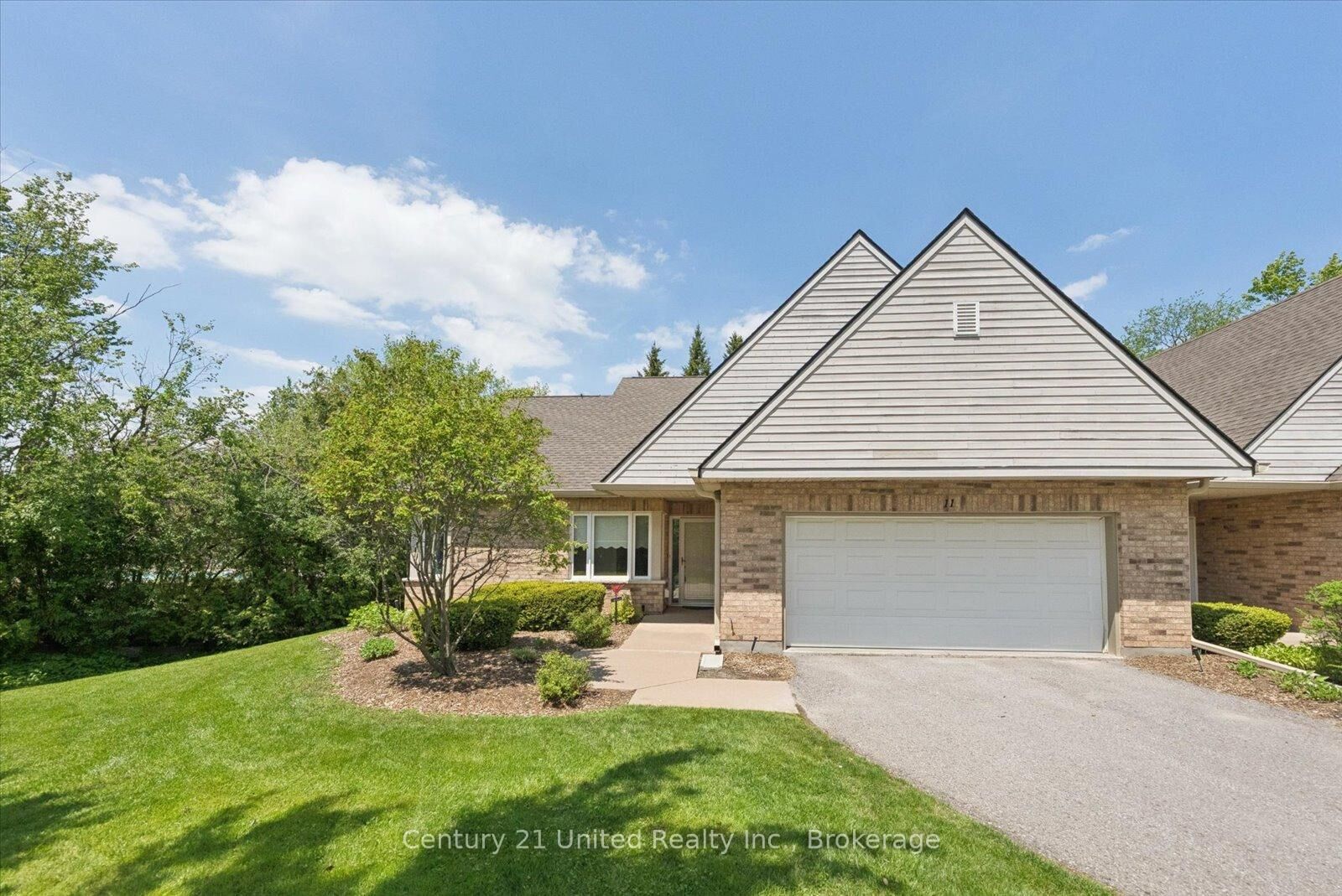 Property Photo: 1850 Cherryhill Road 11 ON K9K 2E3