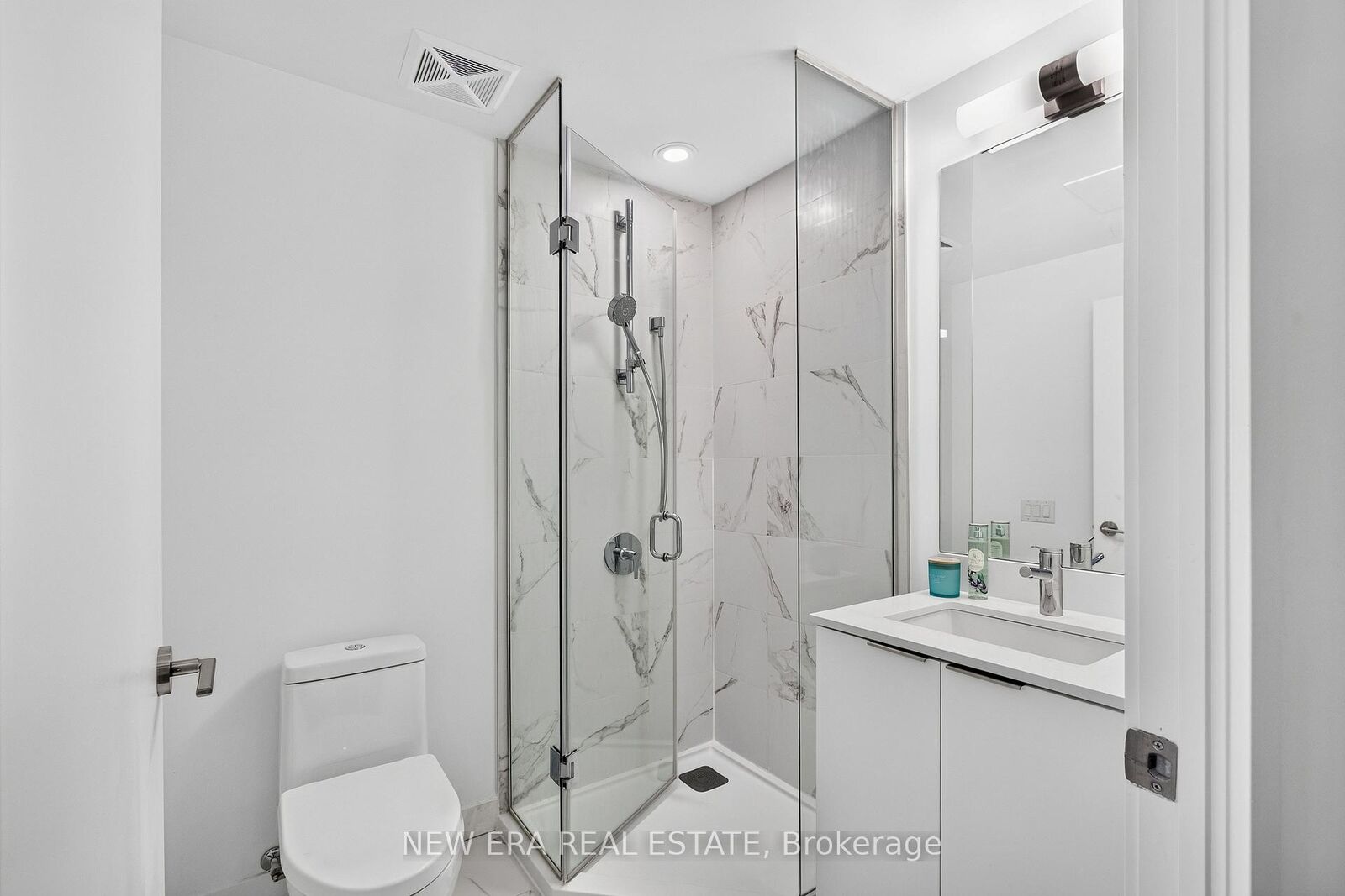 Property Photo: 7 Golden Avenue N433 ON M6R 2J3
