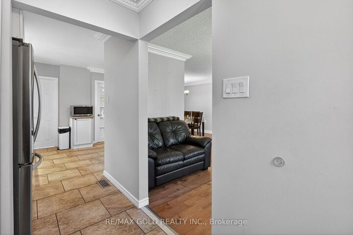 Property Photo: 36 Belmont Drive ON L6T 2K3