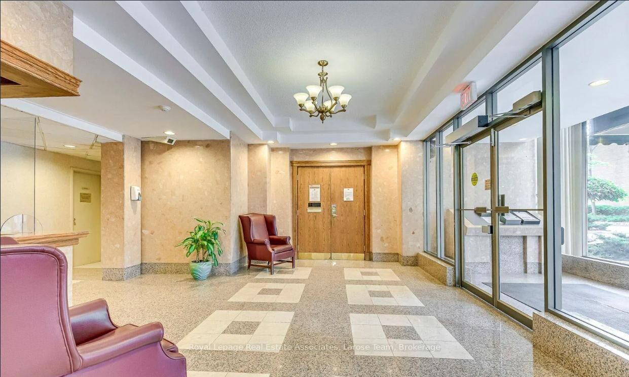 Photo de la propriété: 55 Elm Drive W Ph02 ON L5B 3Z3