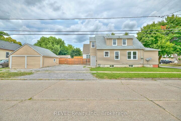 43 Cosby Avenue — photo 1