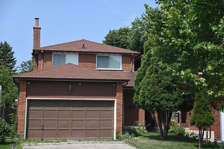 22 White Heather Boulevard — photo 1