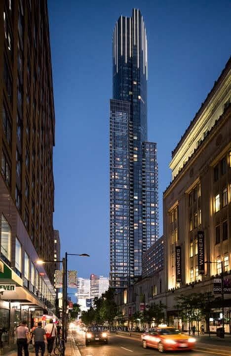 Property Photo: 386 Yonge Street 5501 ON M5B 0A5