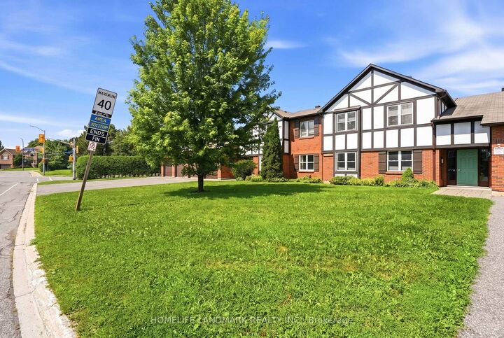 Property Photo:  7 Harness Lane B  ON K2M 1E1 