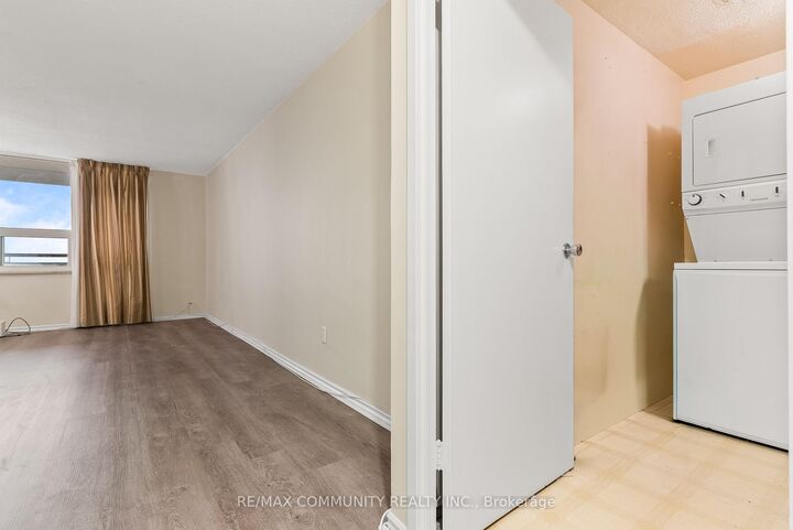 1350 York Mills Road 2205 — photo 1