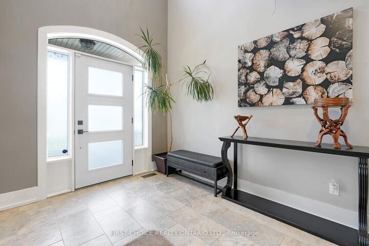 Property Photo: 38 Withrow Avenue ON K2G 2H8