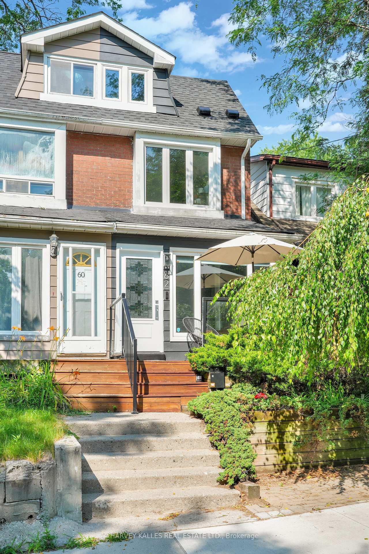 Property Photo: 62 Golfview Avenue ON M4E 2K2