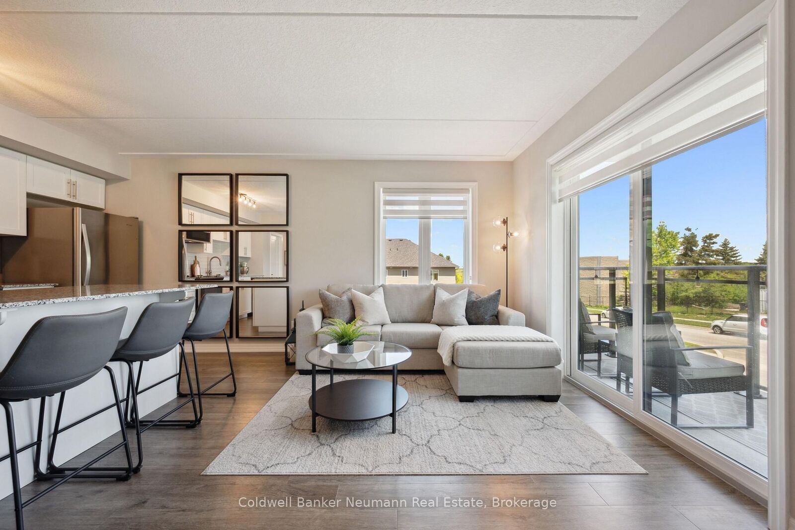 Property Photo: 104 Summit Ridge Drive 102 ON N1E 0R5