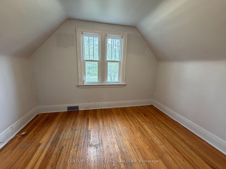 Property Photo:  200 Huron Street  ON N6A 2J5 