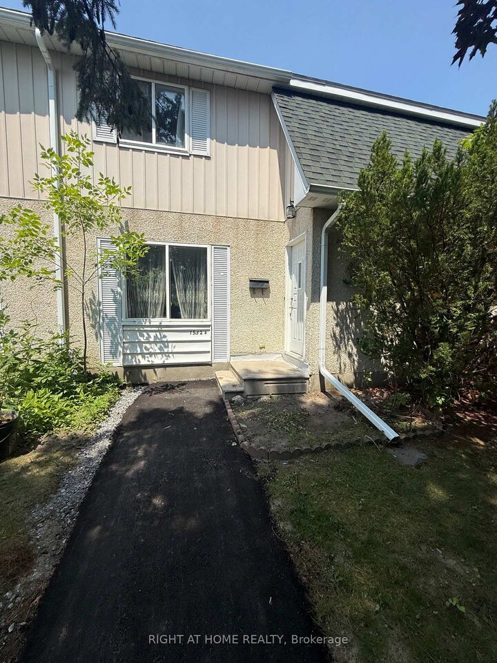 1552 Beaverpond Drive B — photo 1
