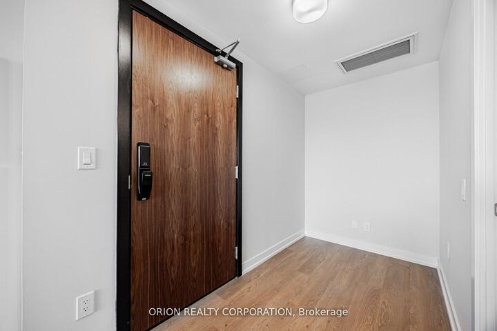 Property Photo:  201 Brock Street S 221  ON L1N 0P8 