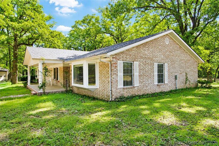 Property Photo: 3260 Howard Road OK 74421