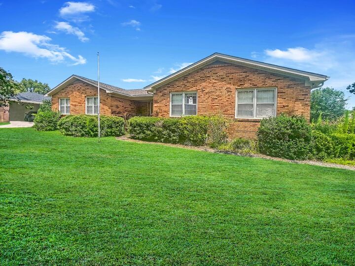 Property Photo:  4115 Lantern Ln  GA 31602 